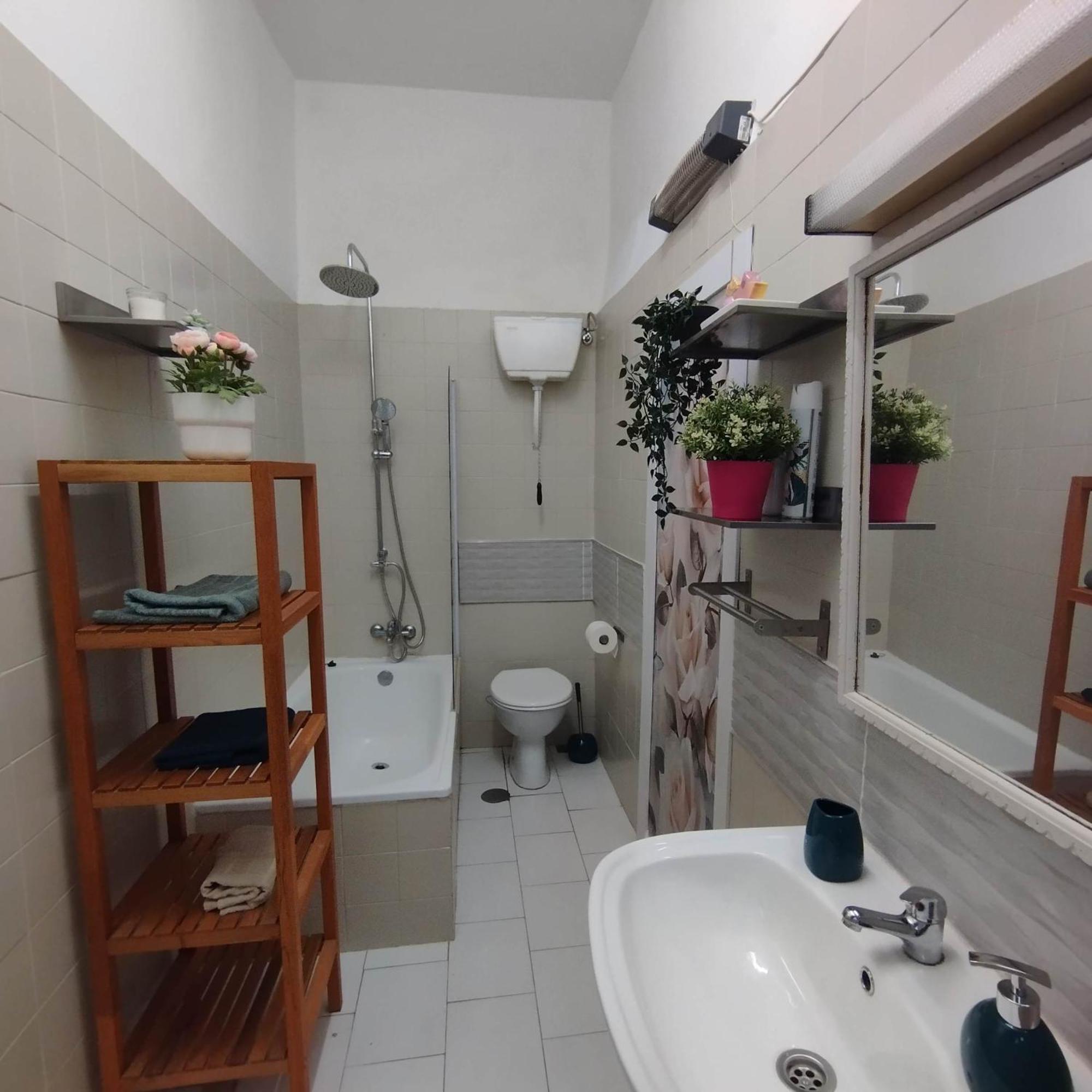 Piso En El Casco Antiguo Con Patio Privado Apartment Seville Ngoại thất bức ảnh